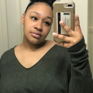 Meet your Posher, Akiah